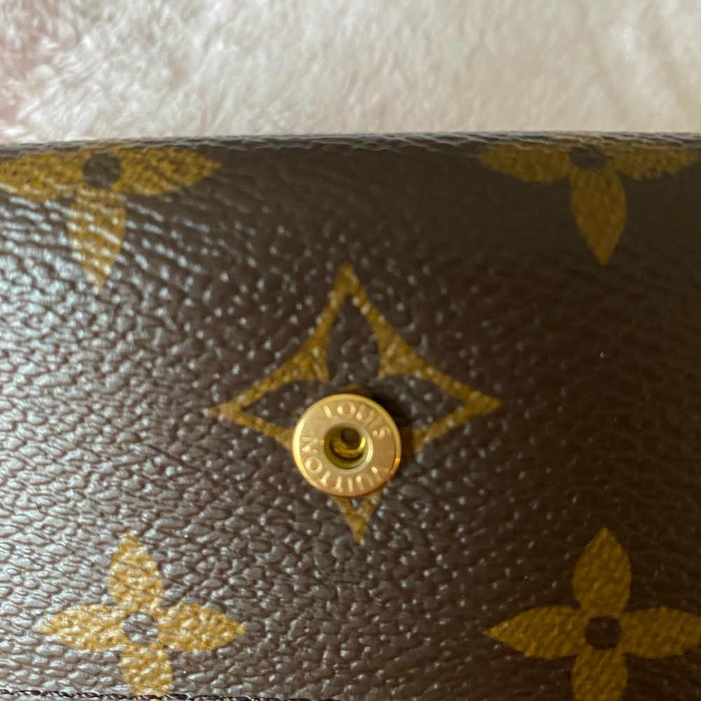 ✨LOUIS VUITTON✨ ~ AUTHENTIC ~ MONOGRAM MULTICLE 6 KEY HOLDER ~ FUCHSIA - Picture 2 of 10